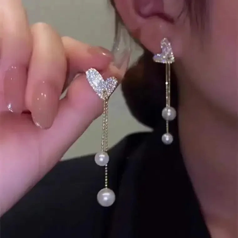 Leila Earring