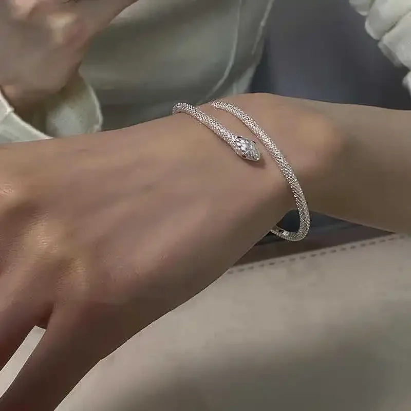 Riley Arm Bracelet
