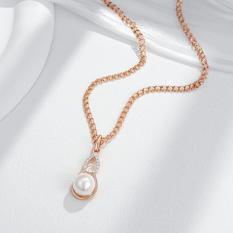 Claire Necklace