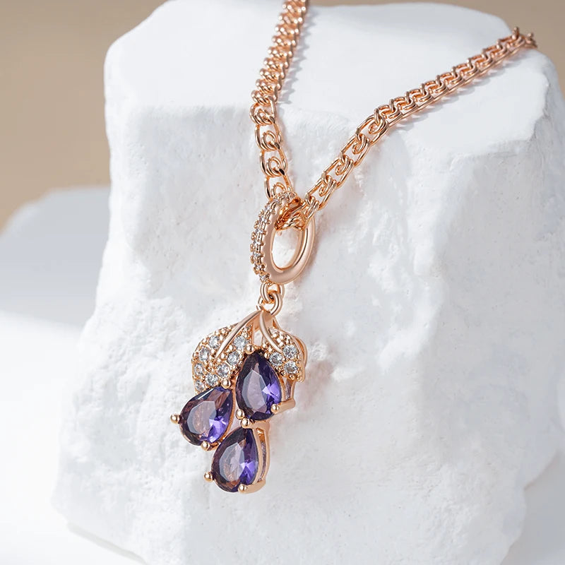 Everly Necklace