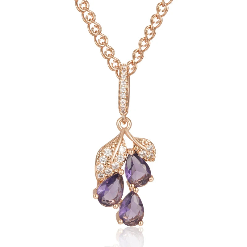 Everly Necklace