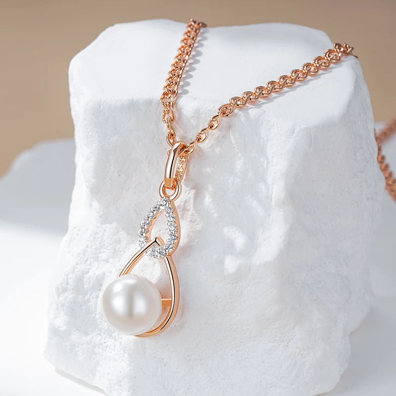 Claire Necklace