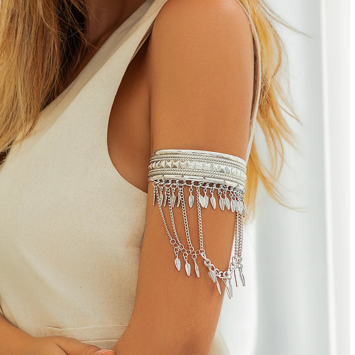 Gerdie Arm Bracelet